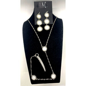 Necklace Set & Earrings Silver Plated Rhinestones INC. Costume Fashion Jewelry